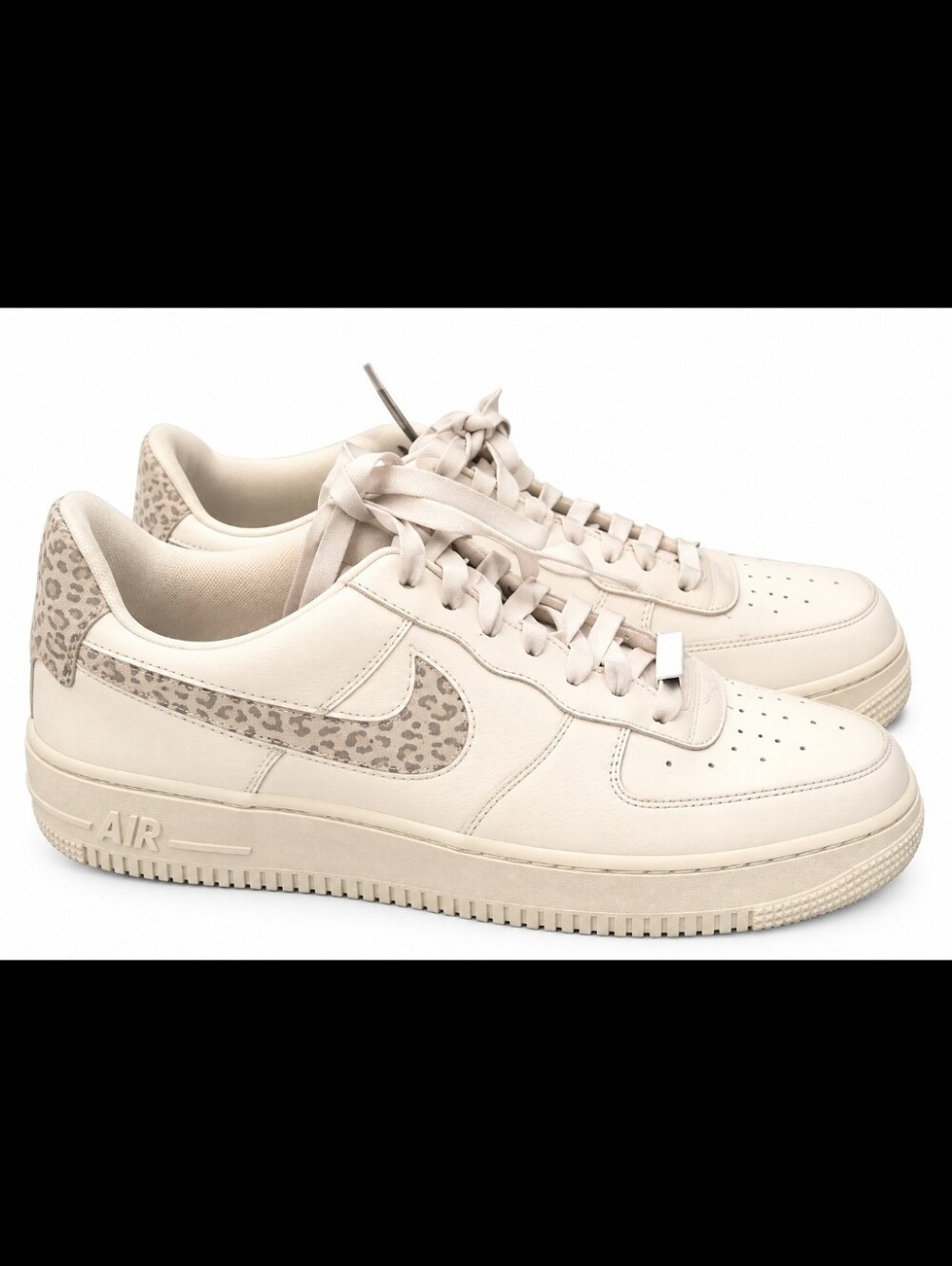 Nike Womens White Air Force One Pixel Gray Leapord Print Streetwear Shoes 6.5